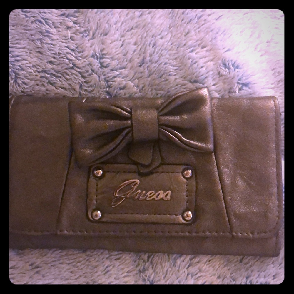 Guess wallet